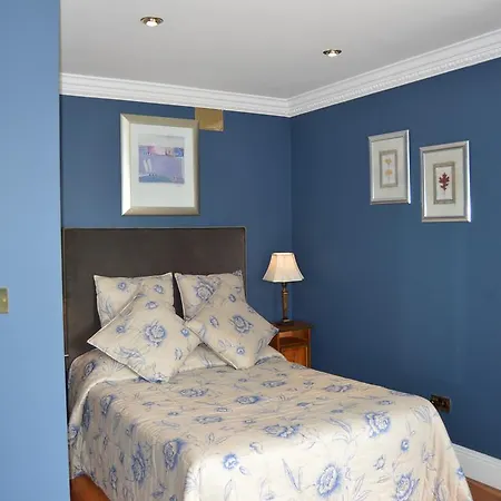 Beechwood Country House Kır Evi